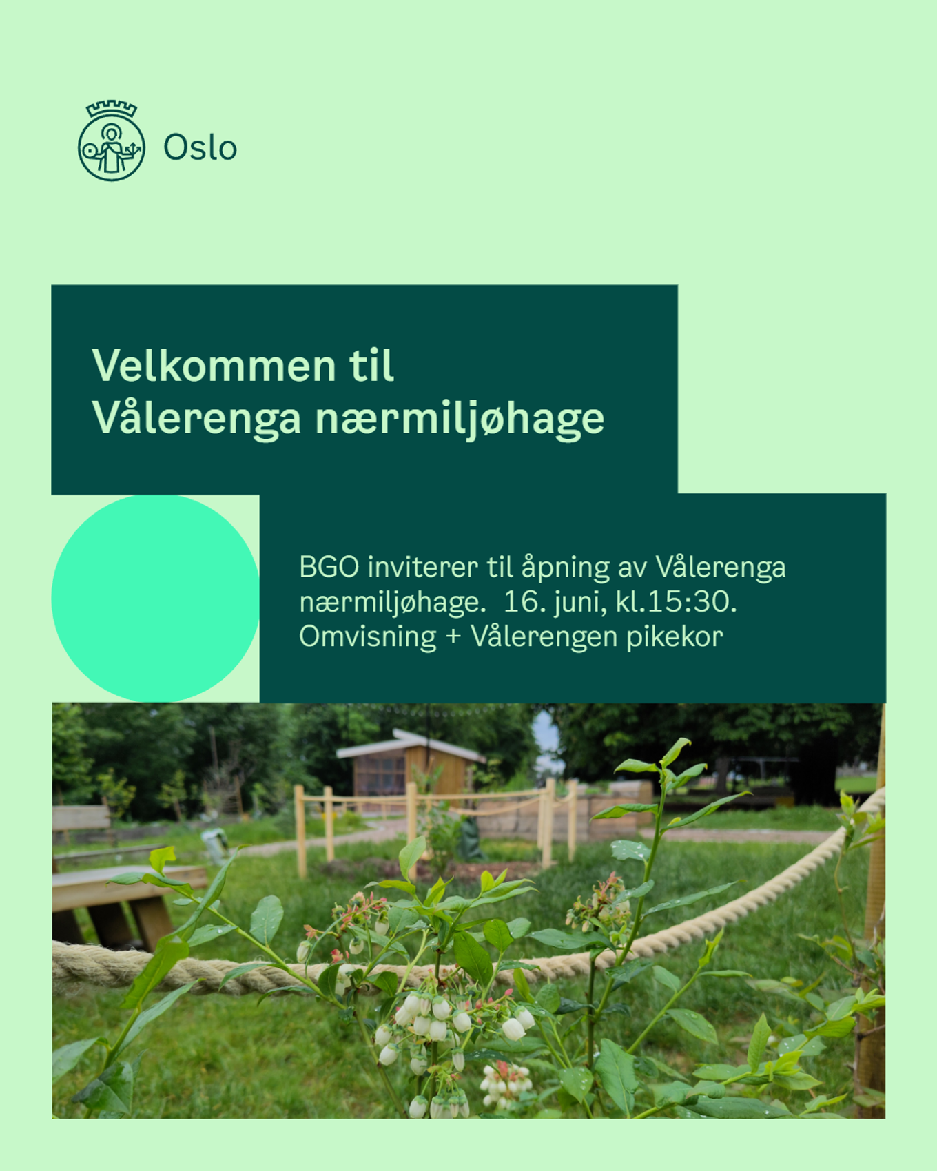 et grønt skilt med hvit tekst